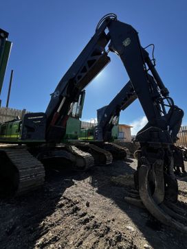  John Deere 2154D 2008 , 15000000 , -