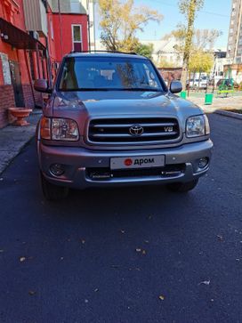 SUV   Toyota Sequoia 2001 , 3200000 , 