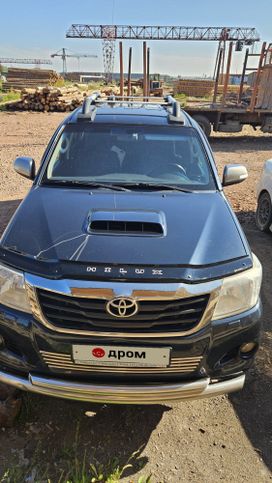  Toyota Hilux 2014 , 2500000 , 