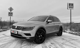 SUV   Volkswagen Tiguan 2017 , 3250000 , 