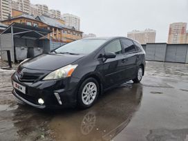    Toyota Prius v 2012 , 1490000 , 