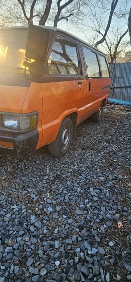    Toyota Town Ace 1987 , 220000 , 