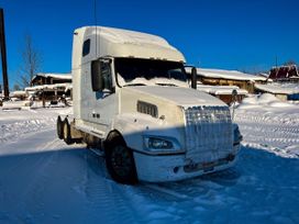   Volvo VNL 1999 , 850000 , 