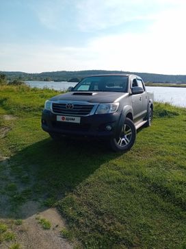  Toyota Hilux 2013 , 1950000 , 