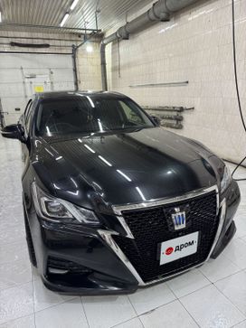  Toyota Crown 2016 , 3099000 , 