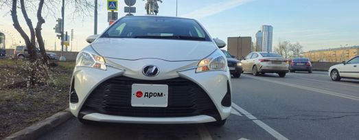  Toyota Vitz 2017 , 1070000 , 