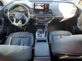 SUV   Audi Q5 2022 , 3700000 , 