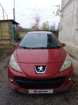  3  Peugeot 207 2010 , 450000 , --