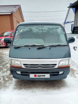    Toyota Hiace 2001 , 975000 , 