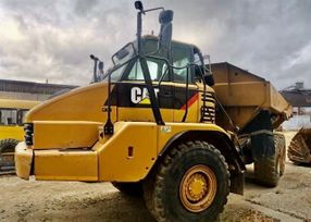   Caterpillar 730 2012 , 10500000 , 