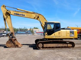   Komatsu PC220 2009 , 4200000 , 