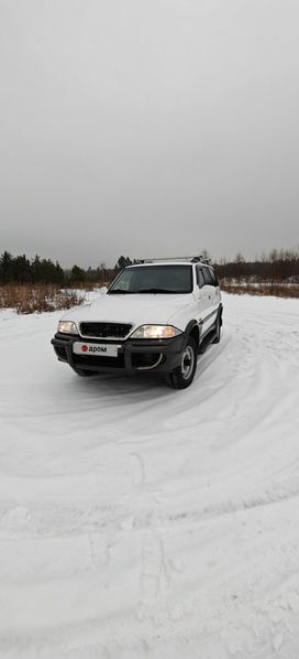 SUV   SsangYong Musso 2002 , 700000 ,  