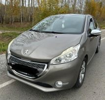  Peugeot 208 2012 , 700000 , 