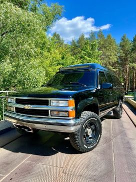 SUV   Chevrolet Suburban 1994 , 2999999 , 