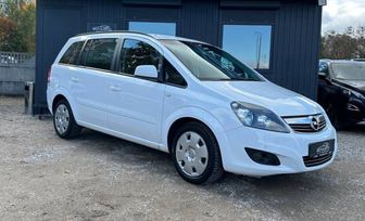    Opel Zafira 2012 , 1054000 , 