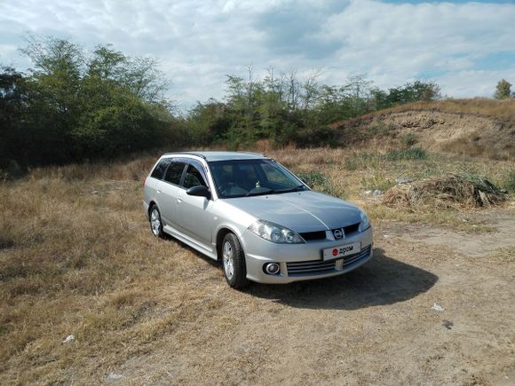 Универсал Nissan Wingroad 2002 года, 390000 рублей, 