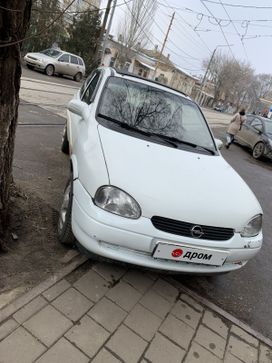  3  Opel Corsa 2000 , 230000 , 