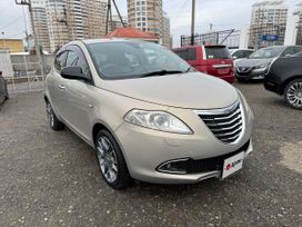  Chrysler Ypsilon 2012 , 790000 , 