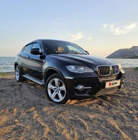 -- BMW X6 2011