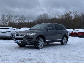 SUV   Volkswagen Touareg 2008 , 879000 , 