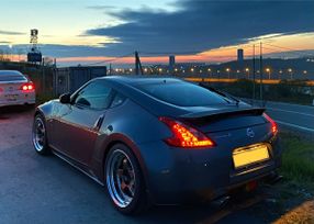  3  Nissan Fairlady Z 2011 , 3000000 , 