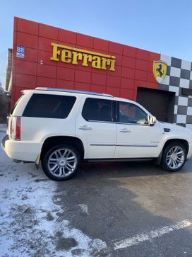 SUV   Cadillac Escalade 2010 , 2500000 , 