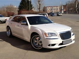 Chrysler 300C 2013 , 1800000 , 