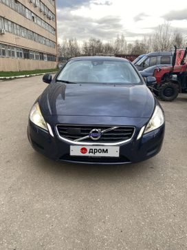  Volvo S60 2011 , 1100000 , 