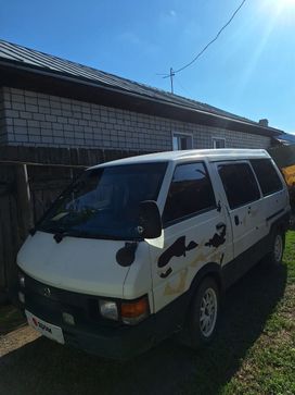    Nissan Largo 1991 , 300000 , 