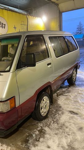    Toyota Hiace 1984 , 245000 , 