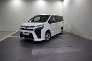    Toyota Voxy 2020 , 2890000 , 