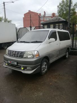    Toyota Grand Hiace 2001 , 940000 , 