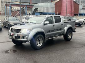  Toyota Hilux 2015 , 2430000 , -