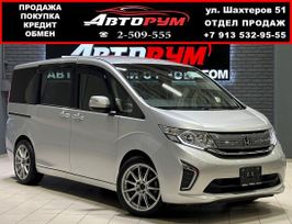 Минивэн или однообъемник Honda Stepwgn 2017 года, 1937000 рублей, 