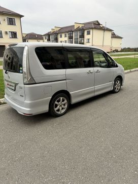    Nissan Serena 2012 , 1520000 , 