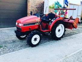 - Mitsubishi MT200 2009 , 470000 , --