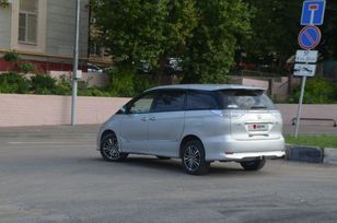    Toyota Estima 2009 , 1556000 , 