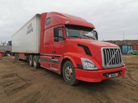   Volvo VNL 2003 , 2800000 , 