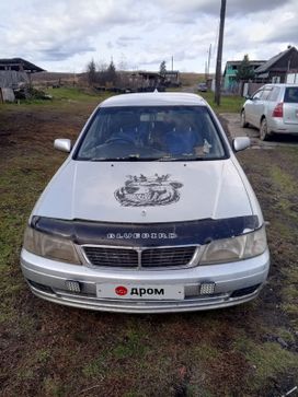  Nissan Bluebird 1998 , 220000 , 