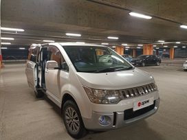    Mitsubishi Delica D:5 2009 , 2550000 , 