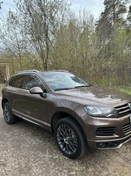 SUV   Volkswagen Touareg 2012 , 2650000 , 