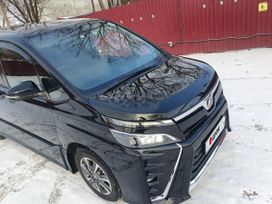    Toyota Voxy 2020 , 3477000 , 