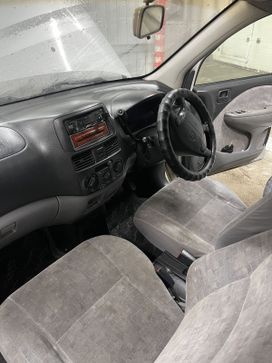 Toyota Raum 2000 , 375000 , 