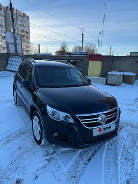 SUV   Volkswagen Tiguan 2010 , 1100000 , 