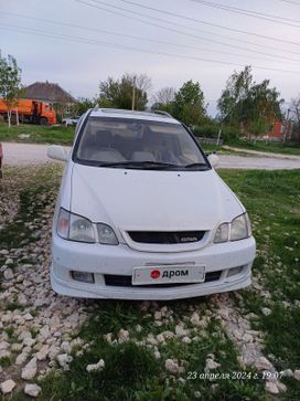    Toyota Gaia 1998 , 689999 , 