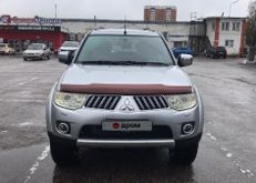  Pajero Sport 2011