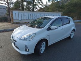  Toyota Aqua 2012 , 930000 , 