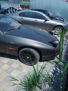  3  Porsche 928 1989 , 2000000 ,  