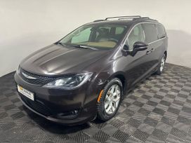    Chrysler Pacifica 2017 , 2500000 , 