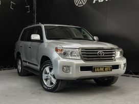 SUV   Toyota Land Cruiser 2012 , 3998000 , 